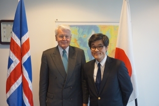 Ambassador Suzuki and H.E. Mr. Ólafur Ragnar Grímsson